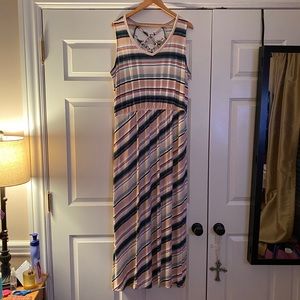 NWT Stripe Strappy Back Maxi Dress